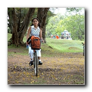 Azhagai Irukirai Bayamai Irukirathu Photo Gallery